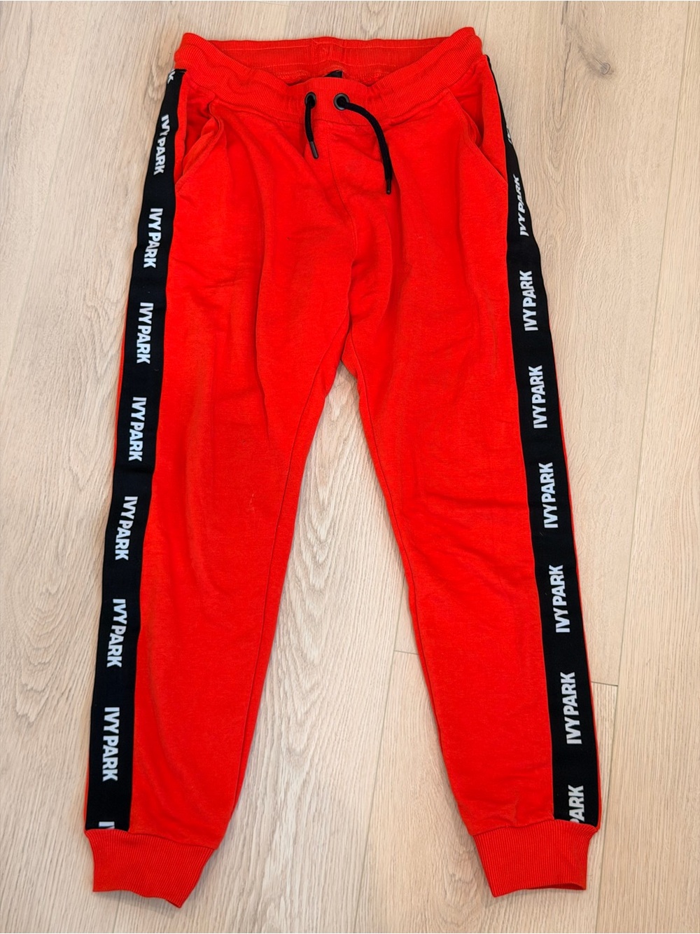 Ivy Park Women’s Red Logo-Trim Joggers